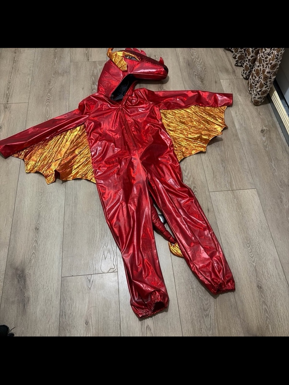 Red Metallic Dragon - Picture 3 of 5